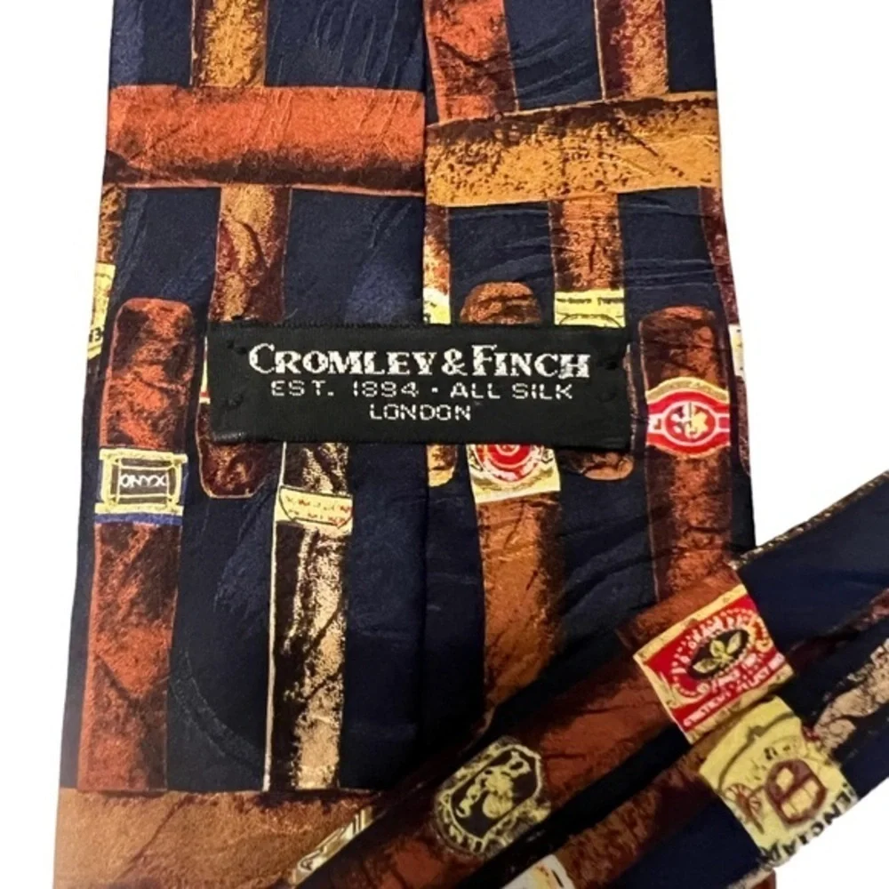 Vintage Cromley & Finch London cigar motif handmade silk tie